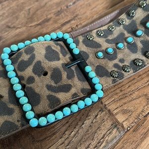 L&B leopard turquoise belt